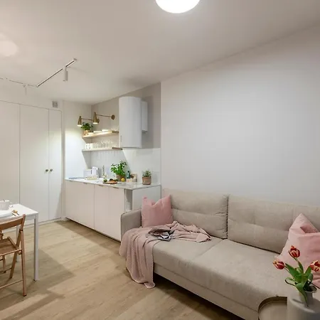Shortstaypoland Jagiellonska Warsaw Exterior photo